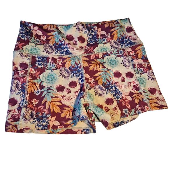 Constantly Varied Gear TropiSkull Print Shorts Women's Size Medium Workout - Picture 2 of 7